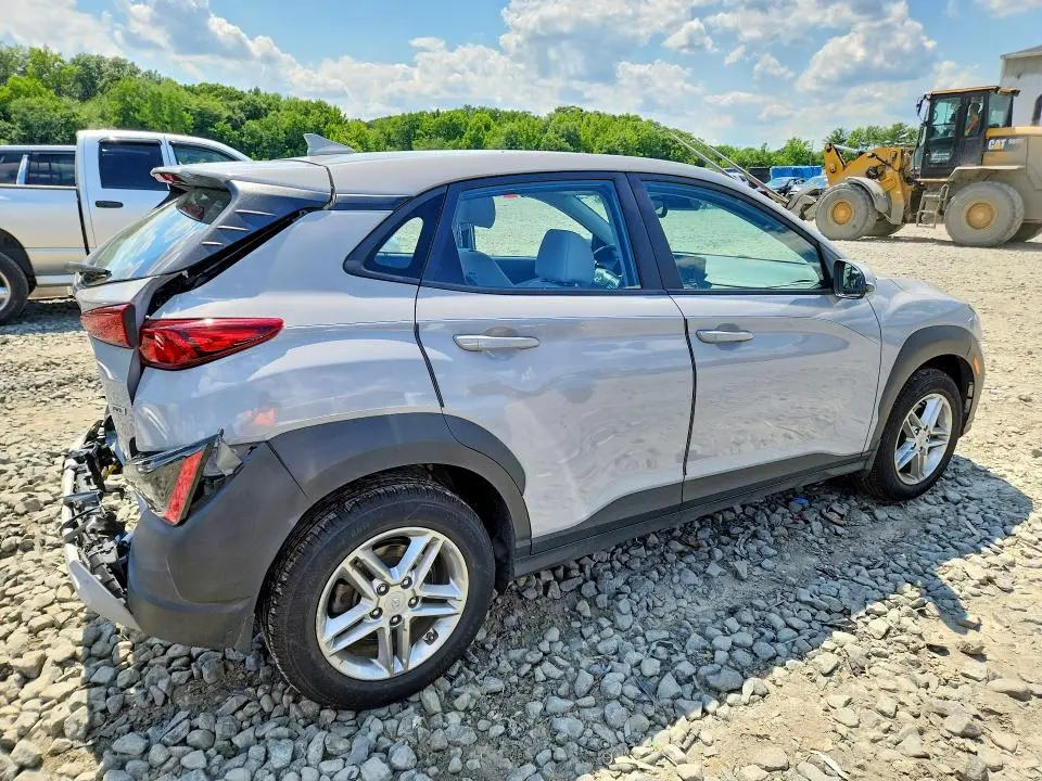 2023 HYUNDAI KONA SE  
