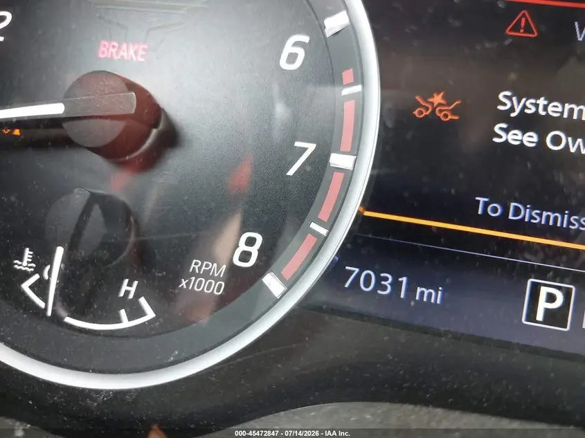 2024 NISSAN TITAN  