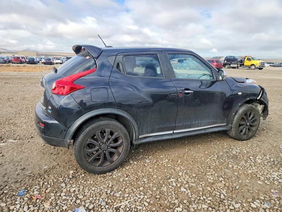 2013 NISSAN JUKE S  