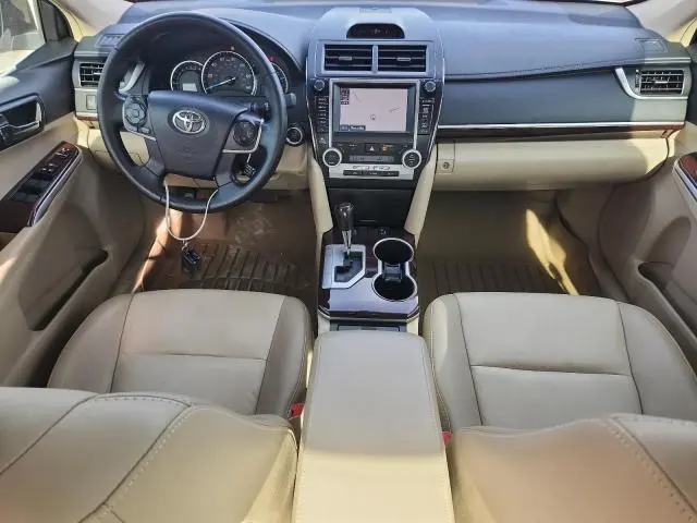 2012 TOYOTA CAMRY SE  