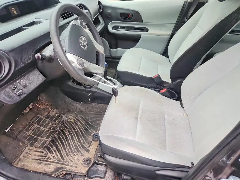 2014 TOYOTA PRIUS C ONE  