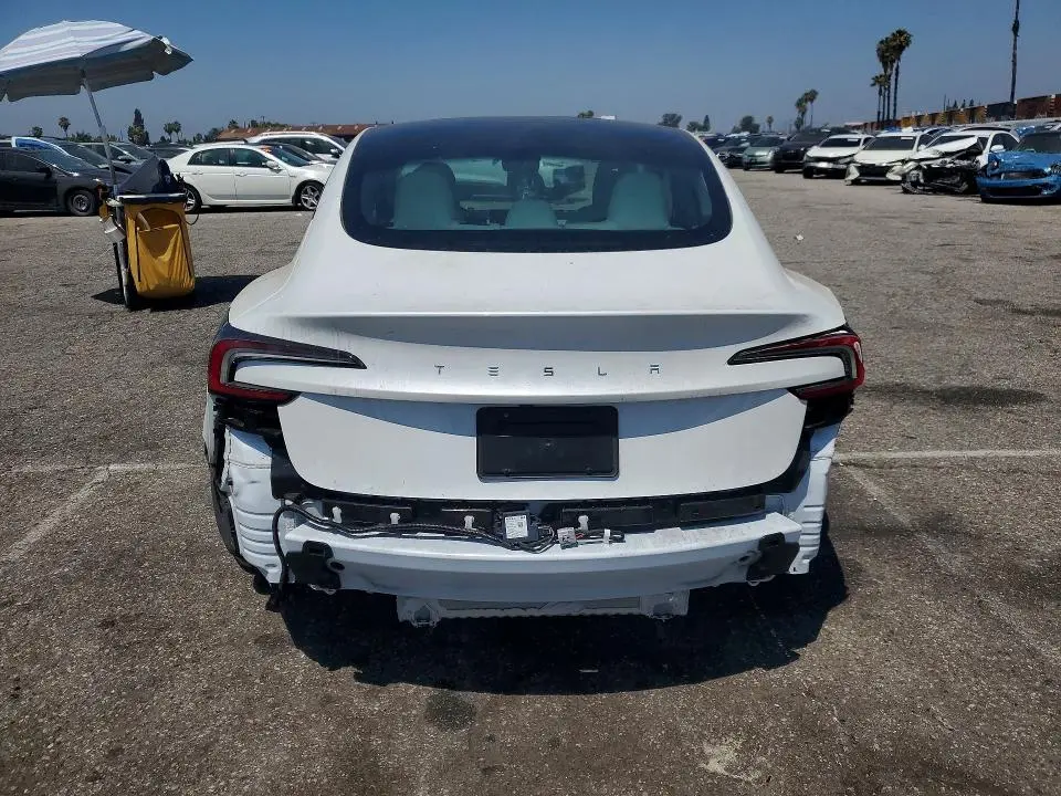 2024 TESLA MODEL 3   