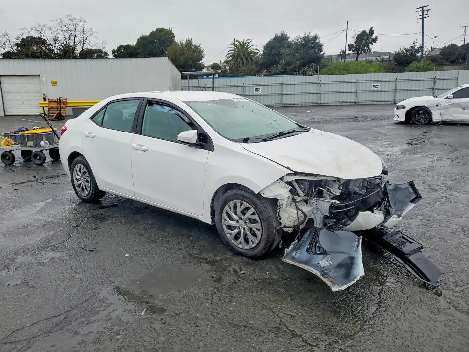 2019 TOYOTA COROLLA LE  
