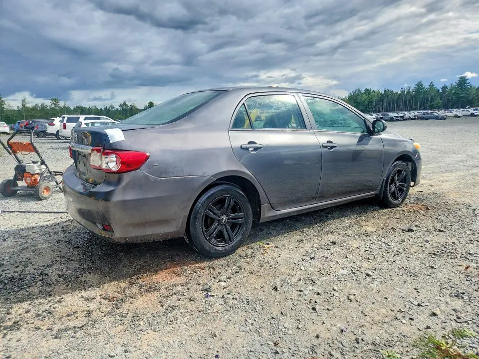 2011 TOYOTA COROLLA BASE  