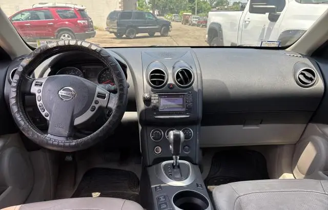 2012 NISSAN ROGUE S  