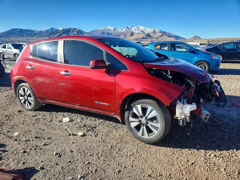 2015 NISSAN LEAF S  