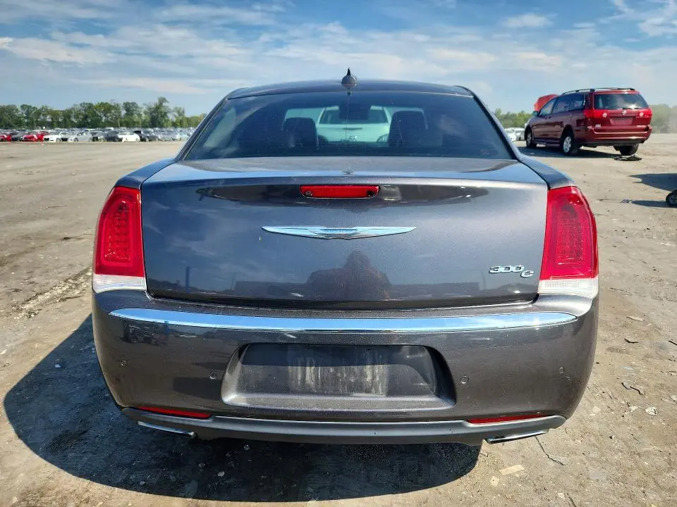 2017 CHRYSLER 300C   