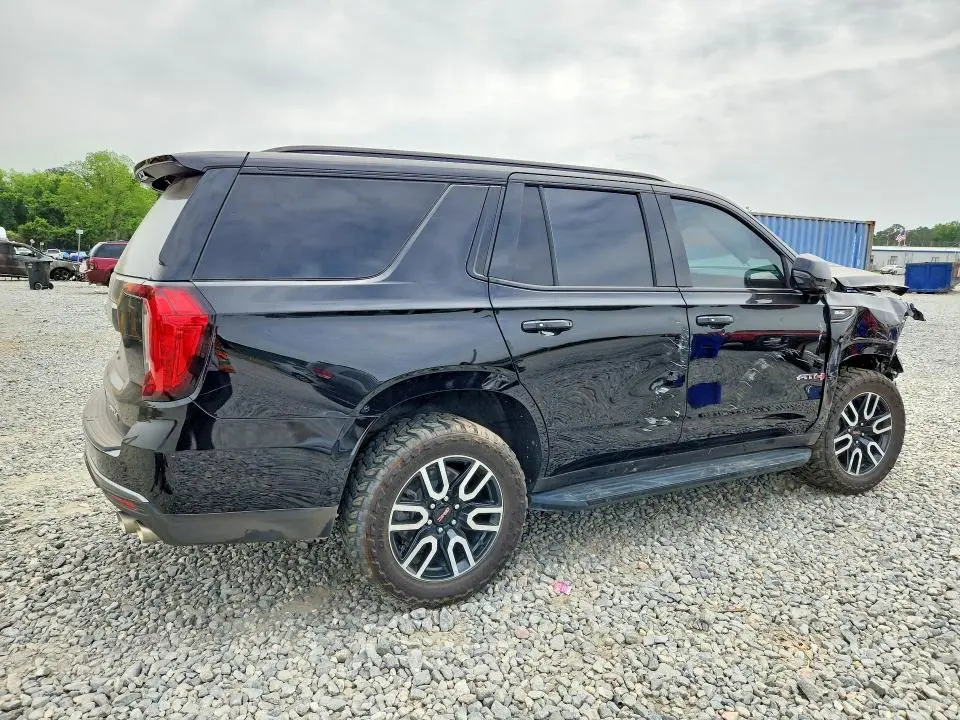 2024 GMC YUKON AT4  