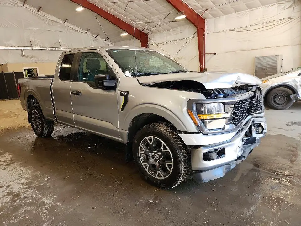 2024 FORD F150 STX  