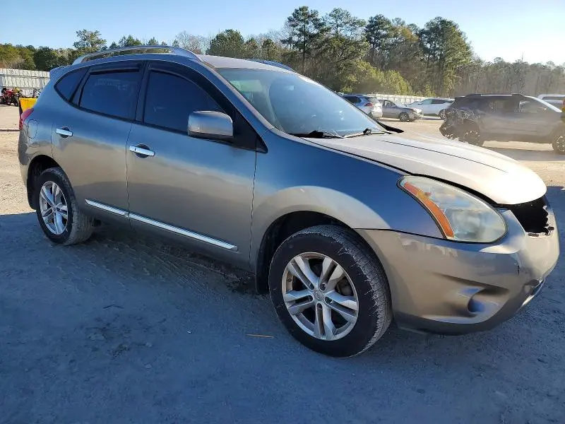 2013 NISSAN ROGUE S  