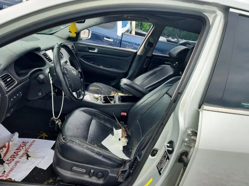 2013 HYUNDAI GENESIS 3.8L  