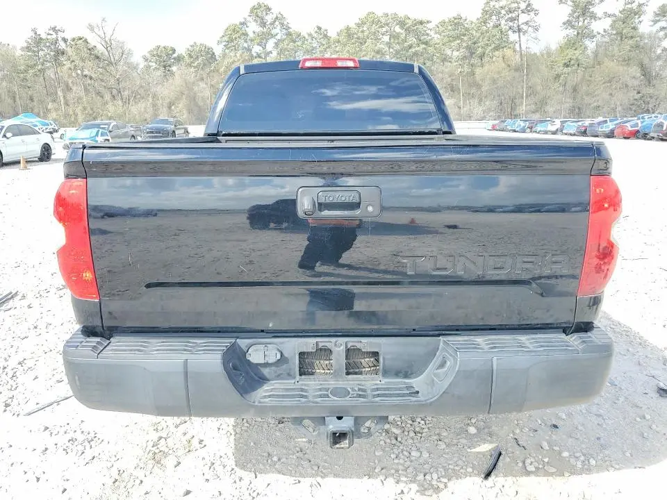 2017 TOYOTA TUNDRA SR  