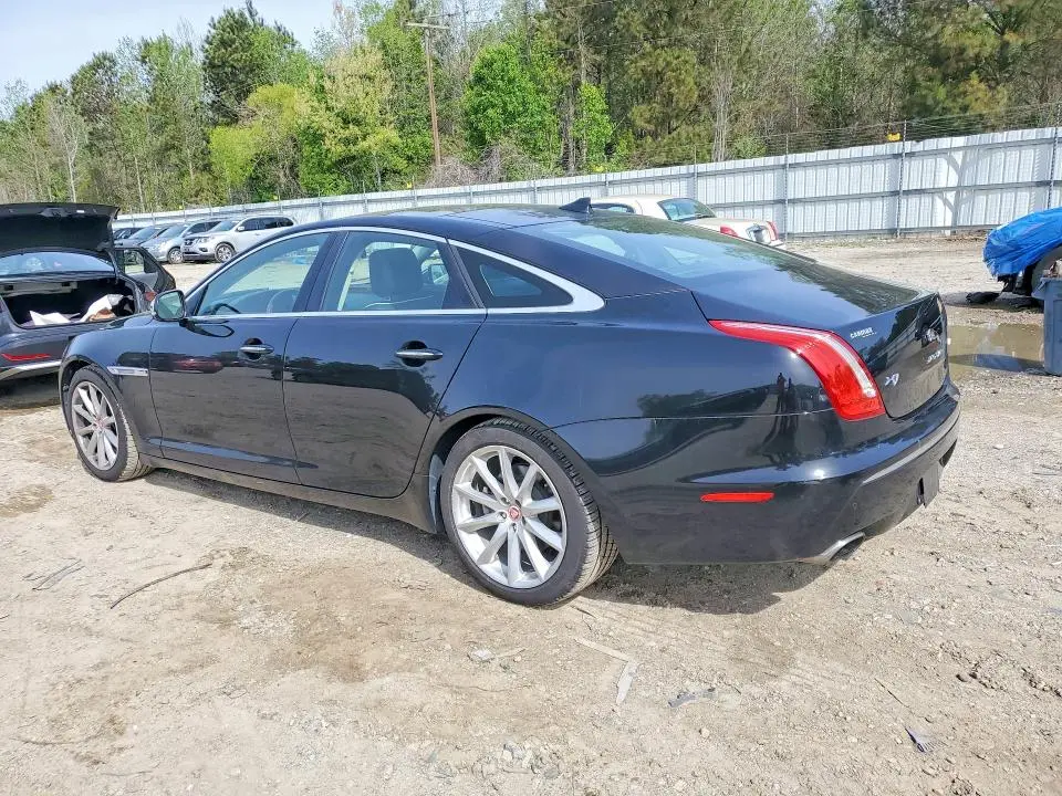 2015 JAGUAR XJ   