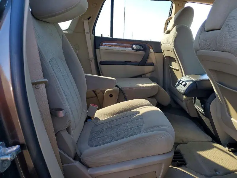 2011 BUICK ENCLAVE CX  