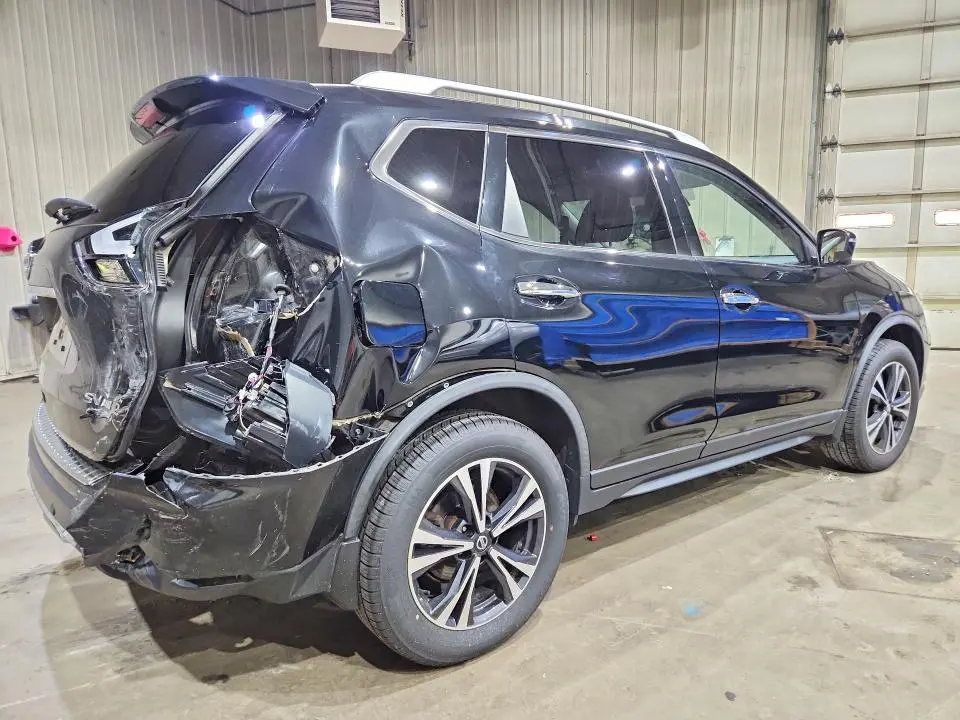 2019 NISSAN ROGUE SV  