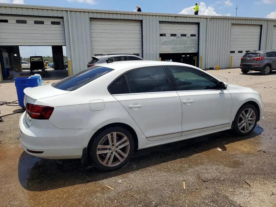 2017 VOLKSWAGEN JETTA SEL  