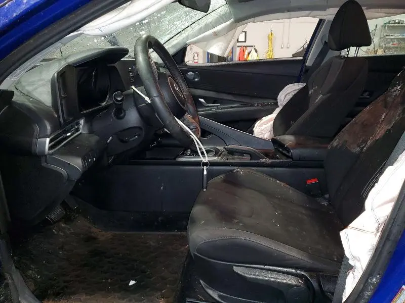 2021 HYUNDAI ELANTRA SEL  