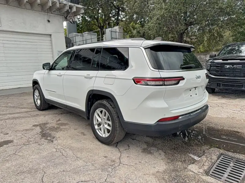 2023 JEEP GRAND CHEROKEE L LAREDO  