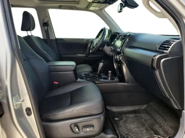 2020 TOYOTA 4RUNNER SR5/SR5 PREMIUM  