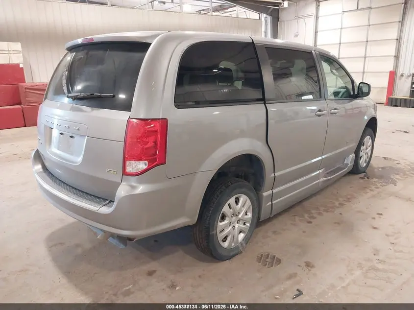 2018 DODGE GRAND CARAVAN SE