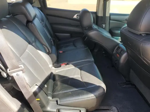 2016 NISSAN PATHFINDER S  