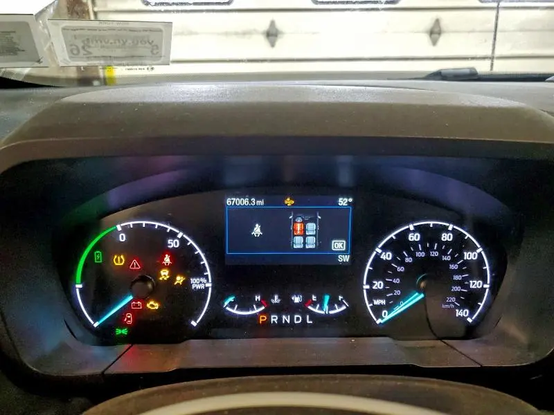 2022 FORD MAVERICK XL  