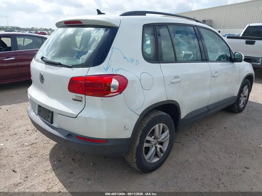 2017 VOLKSWAGEN TIGUAN  