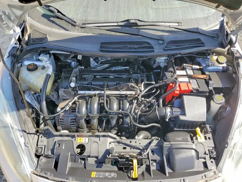 2015 FORD FIESTA SE  