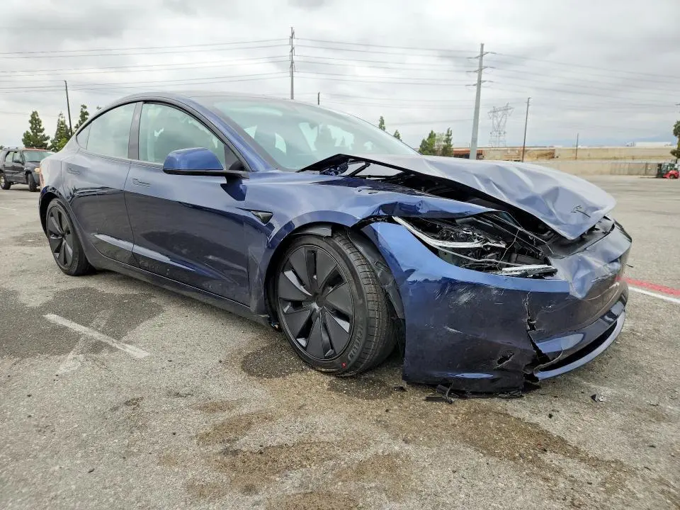 2026 TESLA MODEL 3   