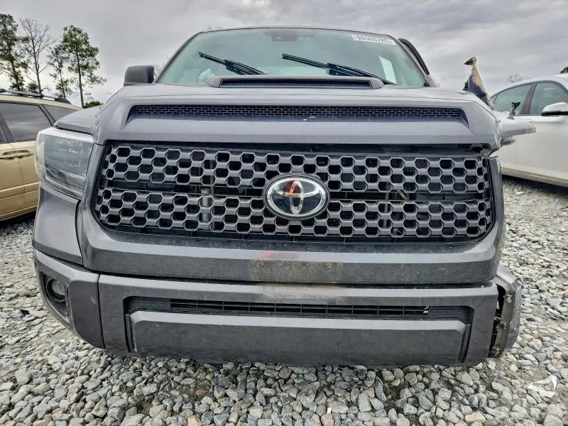 2021 TOYOTA TUNDRA CREWMAX SR5  