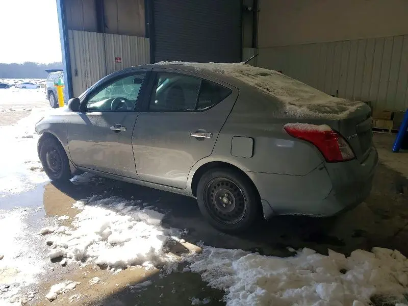 2012 NISSAN VERSA S  