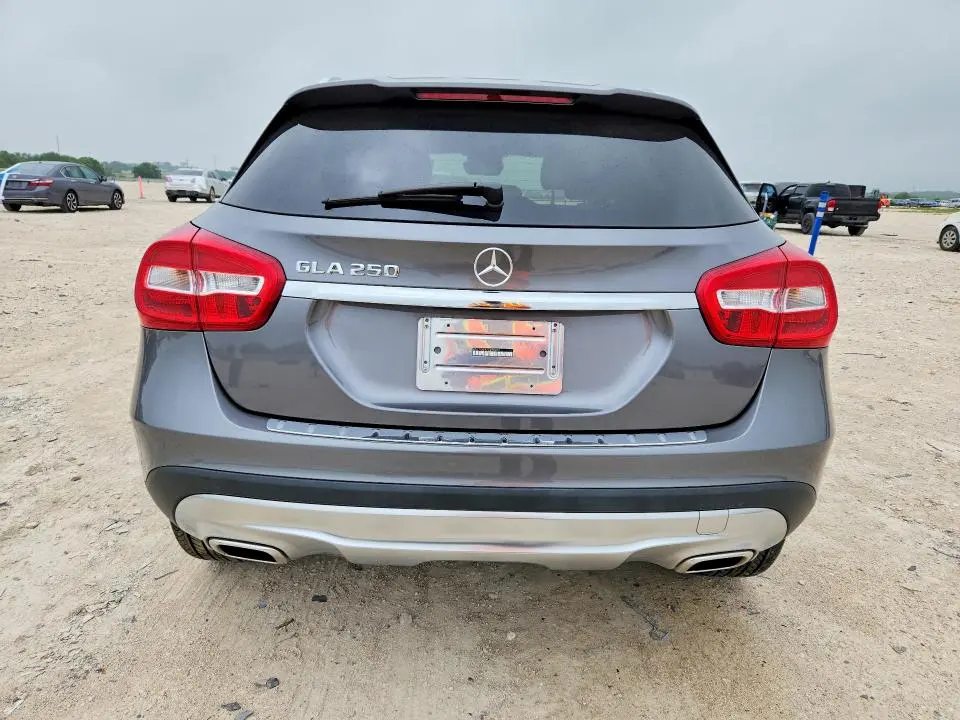 2016 MERCEDES-BENZ GLA 250  