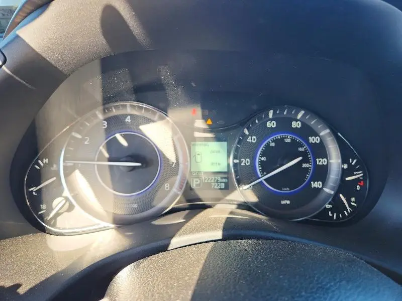 2015 INFINITI QX80 BASE  