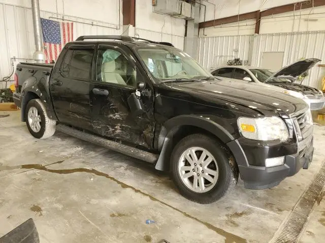 2010 FORD EXPLORER SPORT TRAC XLT  