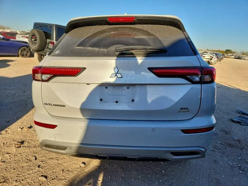 2022 MITSUBISHI OUTLANDER SEL  