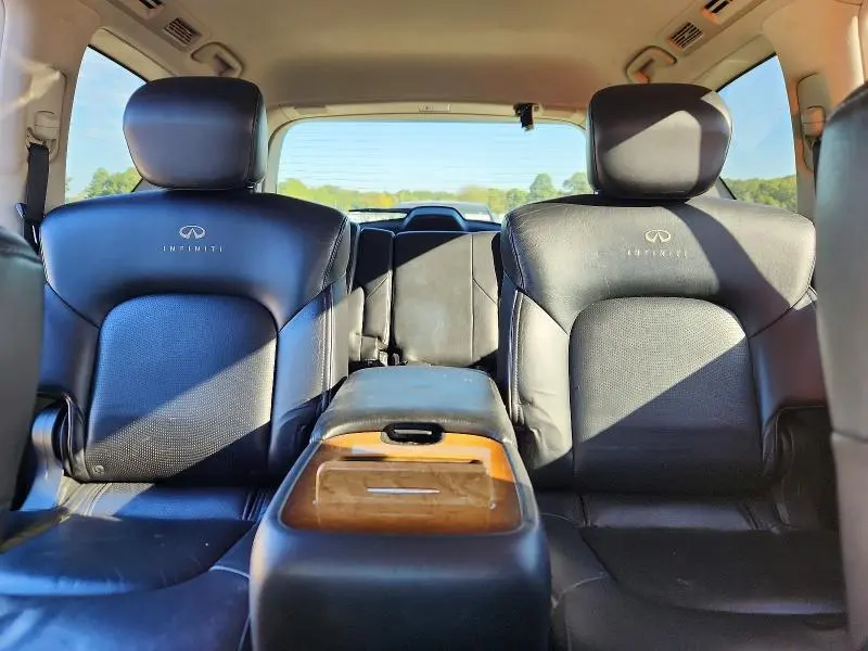2011 INFINITI QX56 BASE  