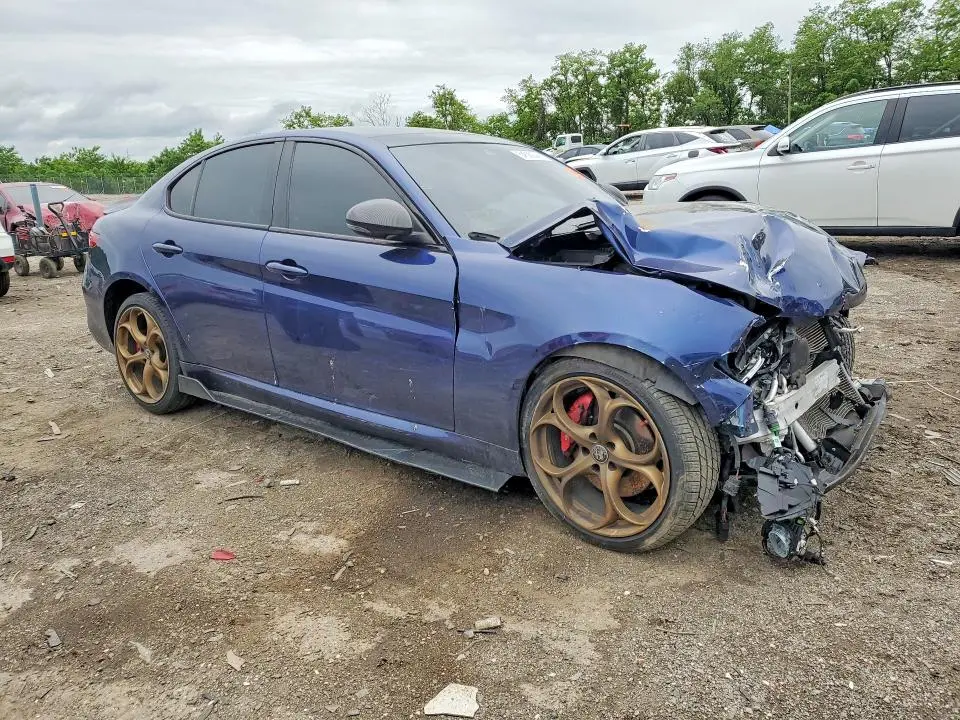 2019 ALFA ROMEO GIULIA TI  