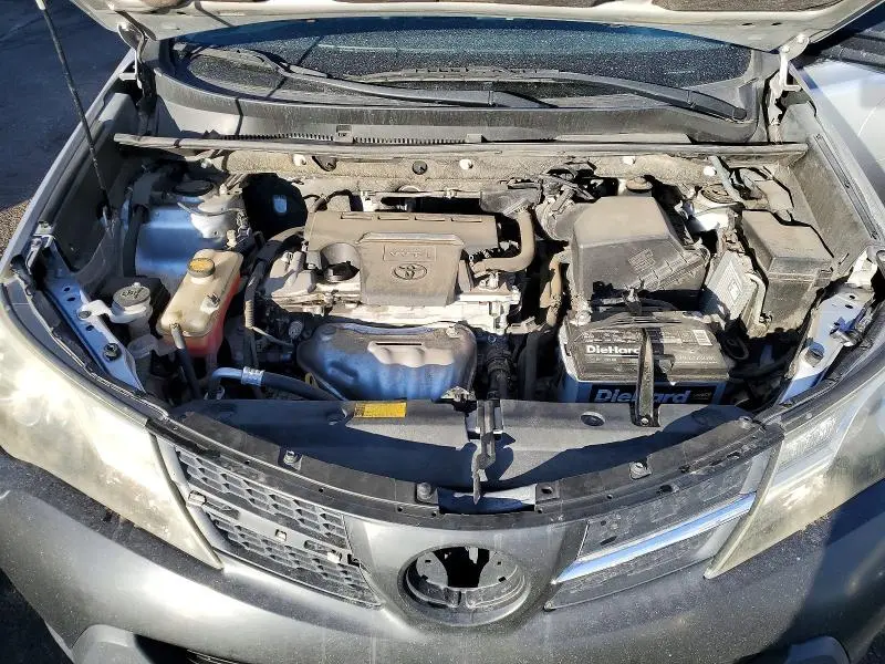 2013 TOYOTA RAV4 LE  