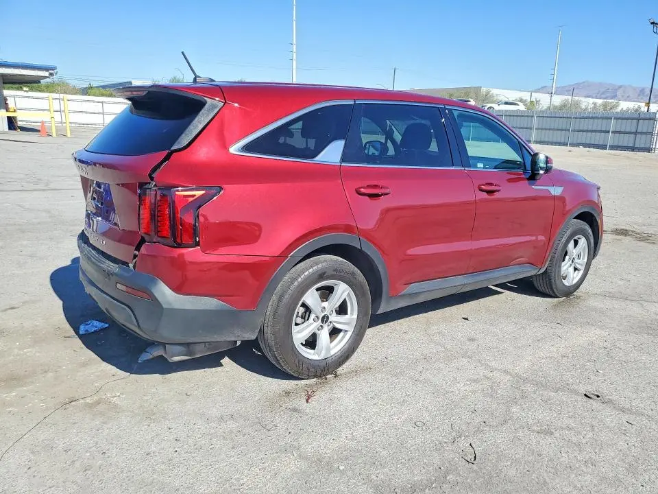 2022 KIA SORENTO LX  
