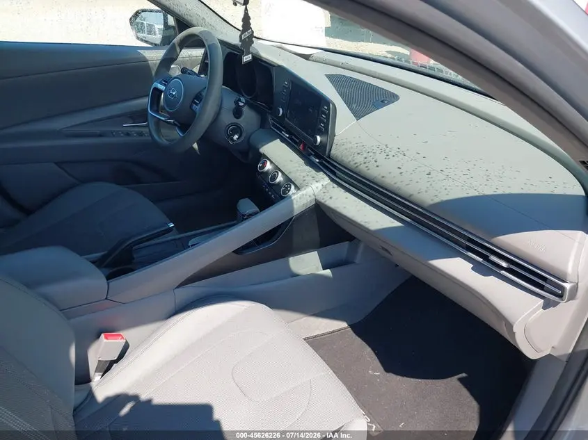 2021 HYUNDAI ELANTRA SE
