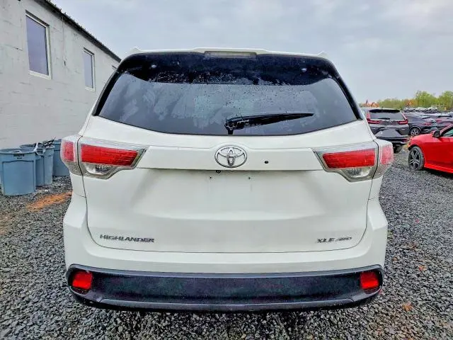 2015 TOYOTA HIGHLANDER XLE  
