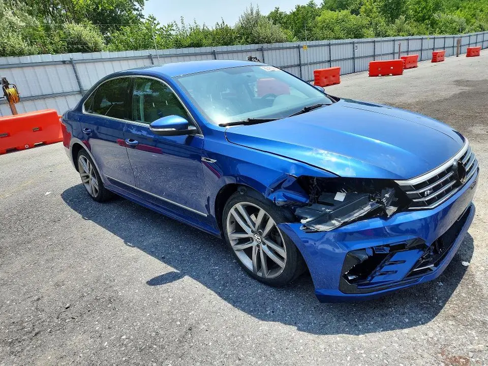 2017 VOLKSWAGEN PASSAT R-LINE  