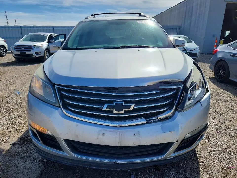 2015 CHEVROLET TRAVERSE LT  