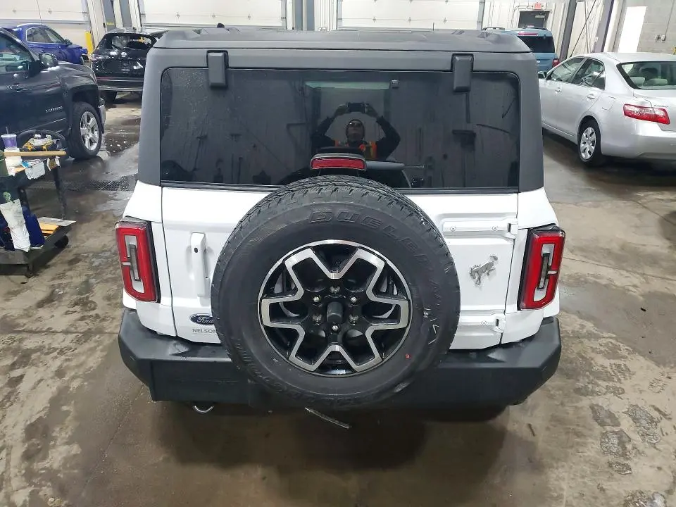 2025 FORD BRONCO OUTER BANKS  