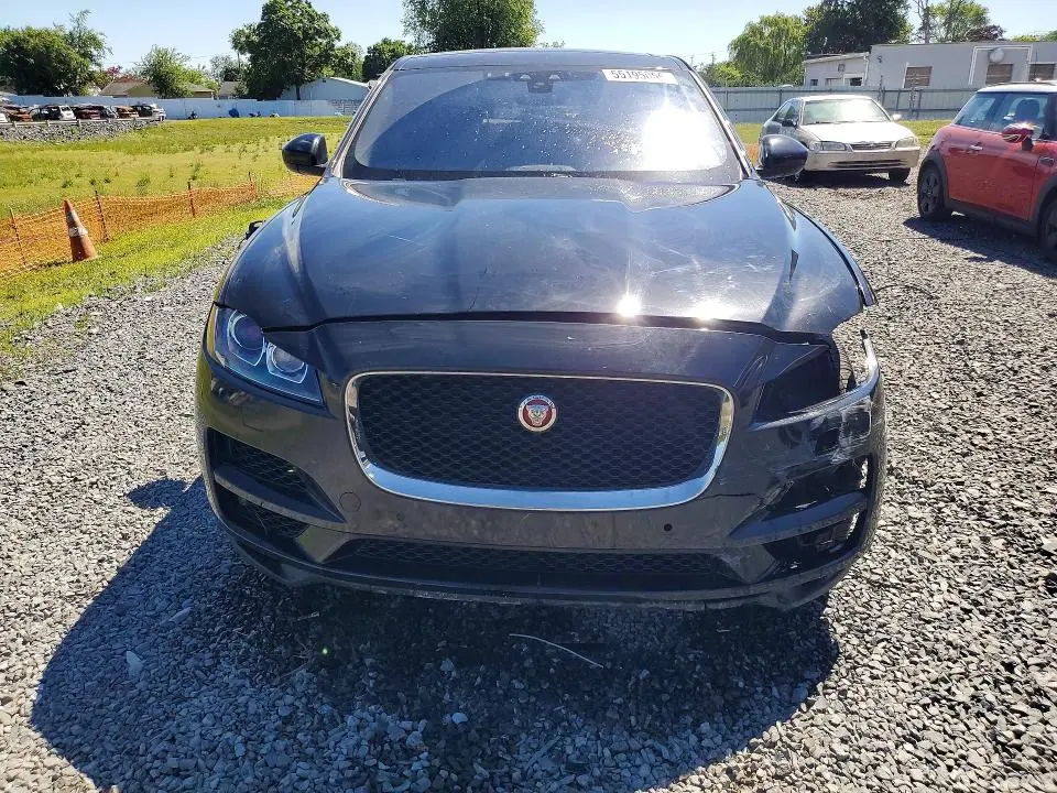 2020 JAGUAR F-PACE PRESTIGE  