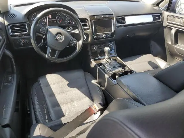 2012 VOLKSWAGEN TOUAREG V6  