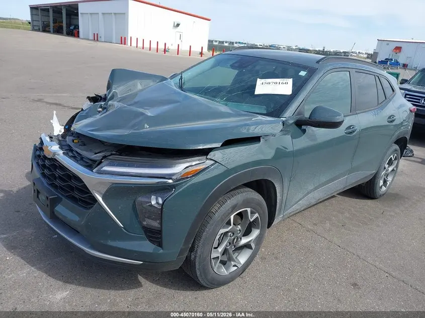 2025 CHEVROLET TRAX FWD LT