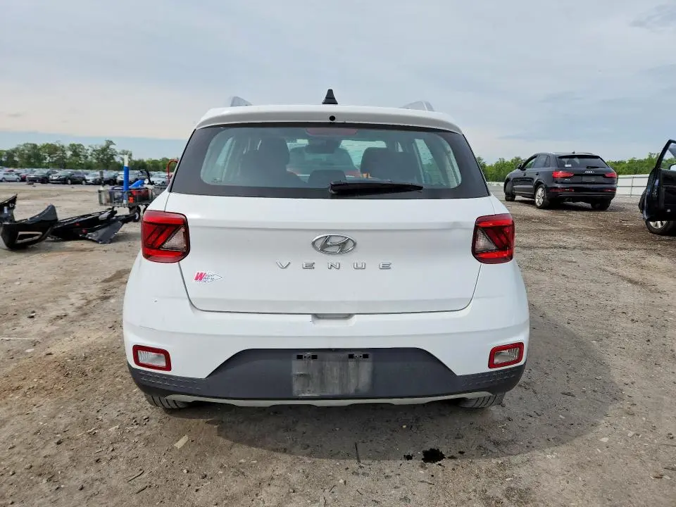 2022 HYUNDAI VENUE SEL  