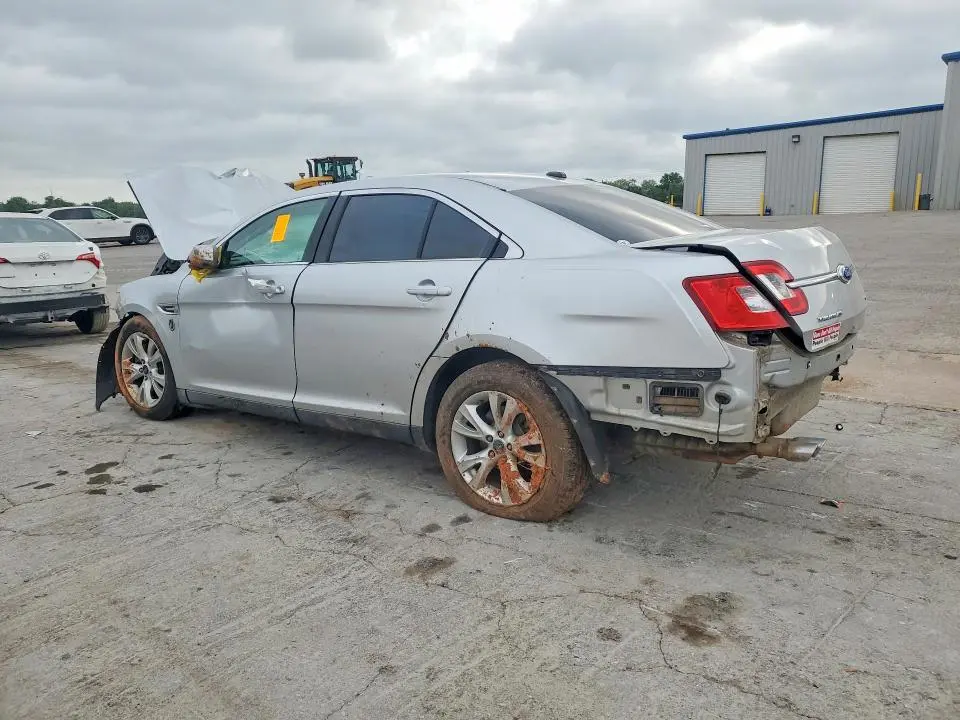 2011 FORD TAURUS SEL  