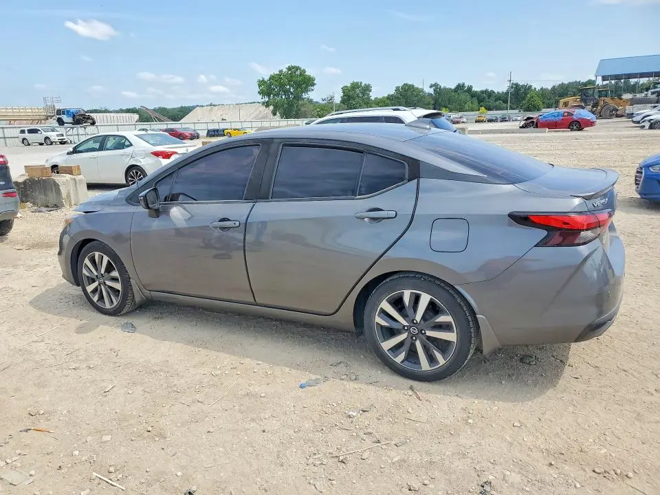 2020 NISSAN VERSA SR  